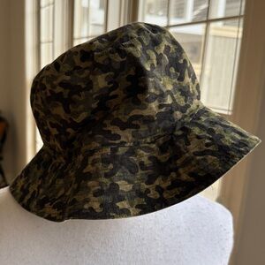 Camouflage Reversible Bucket Hat Child/Youth